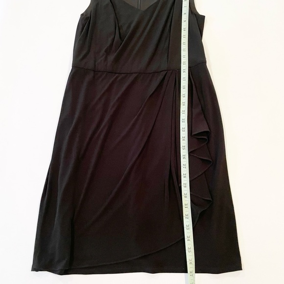 Chetta B Black Twist Sleeveless Cocktail Dress - Picture 4 of 13